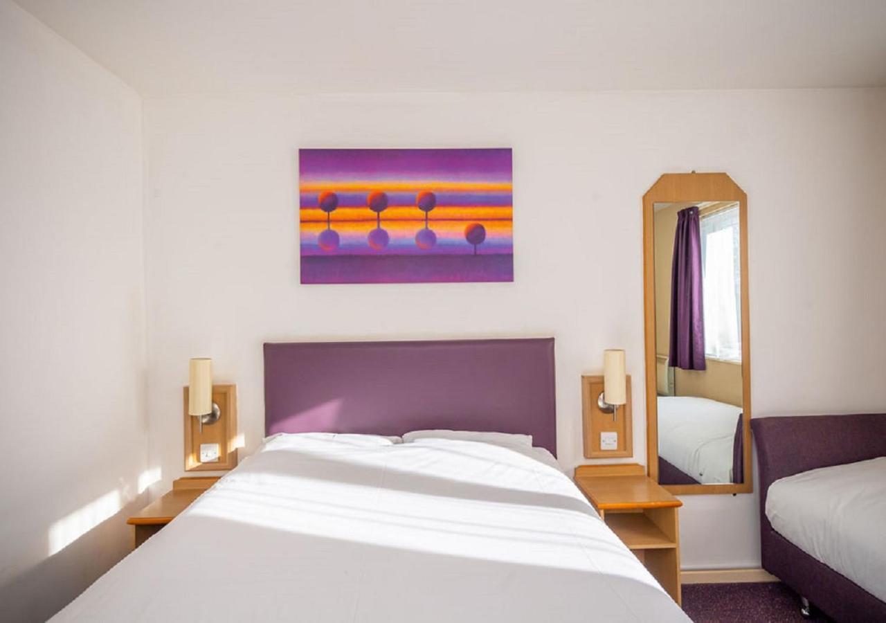 Stables Inn, Aintree Liverpool Eksteriør billede