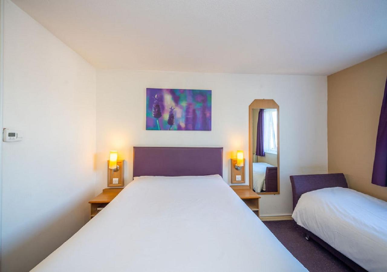 Stables Inn, Aintree Liverpool Eksteriør billede