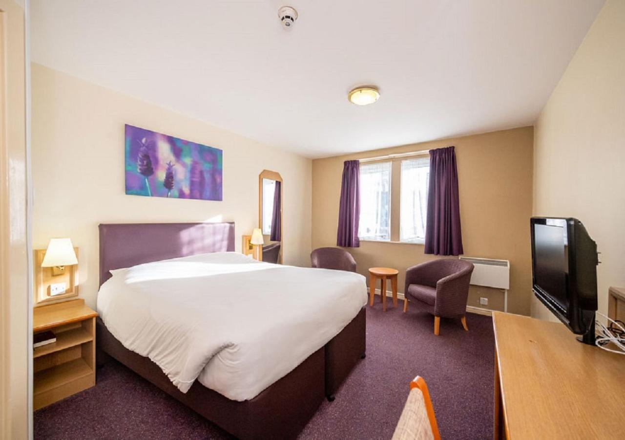 Stables Inn, Aintree Liverpool Eksteriør billede